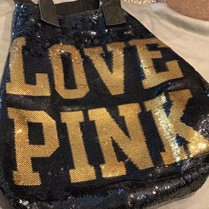 Outgrown my pink phase. Multi use bag. #pink #vs